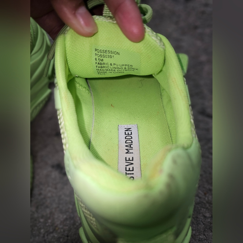 Steve Madden Possession Green Sneakers Size 6.5 - Picture 5 of 6